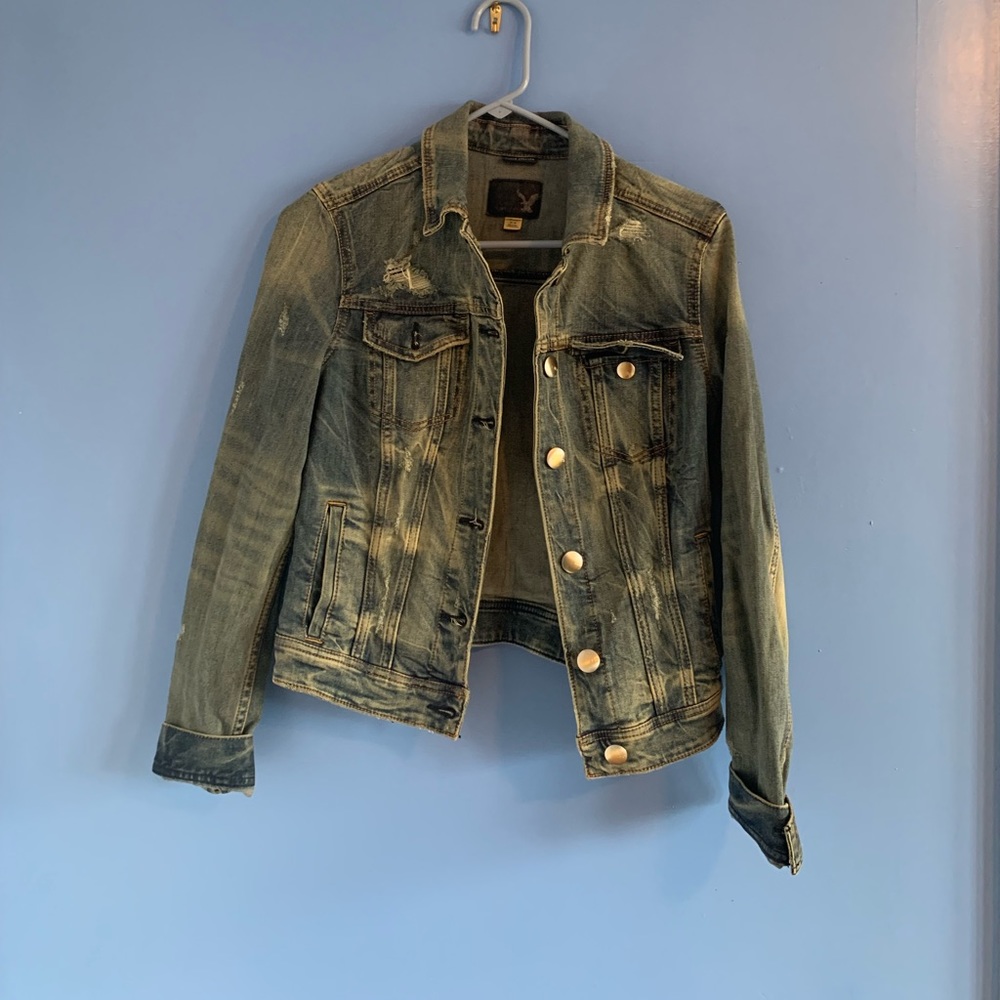 Distressed Dark Denim Jean Jacket American Eagle AE with pockets